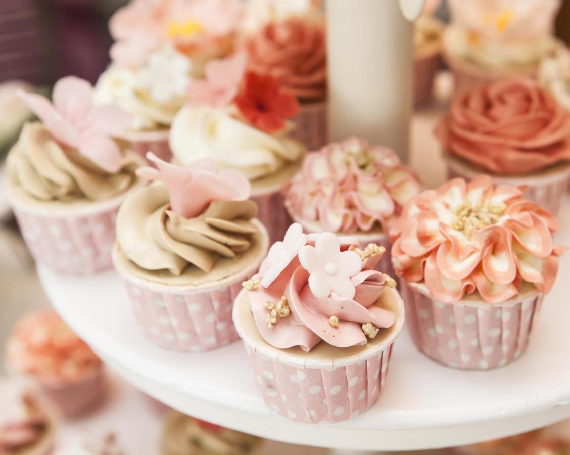 Hyatt Centric Janakpuri New Delhi Hotell Eksteriør bilde Cupcakes