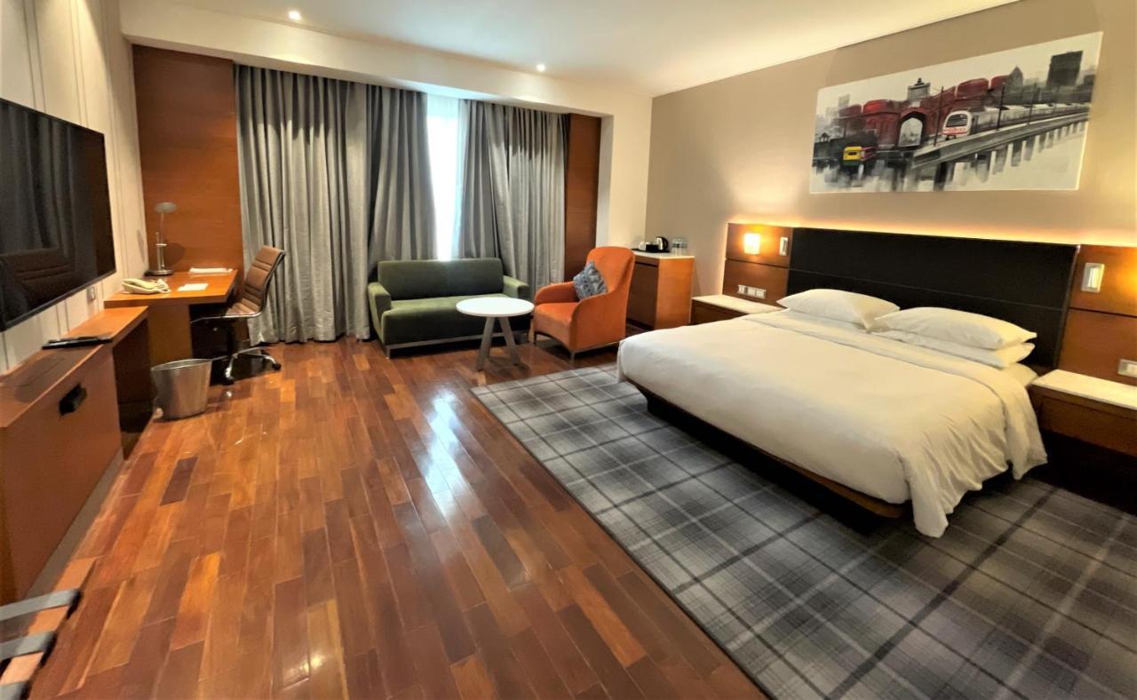 Hyatt Centric Janakpuri New Delhi Hotell Eksteriør bilde A room at the hotel