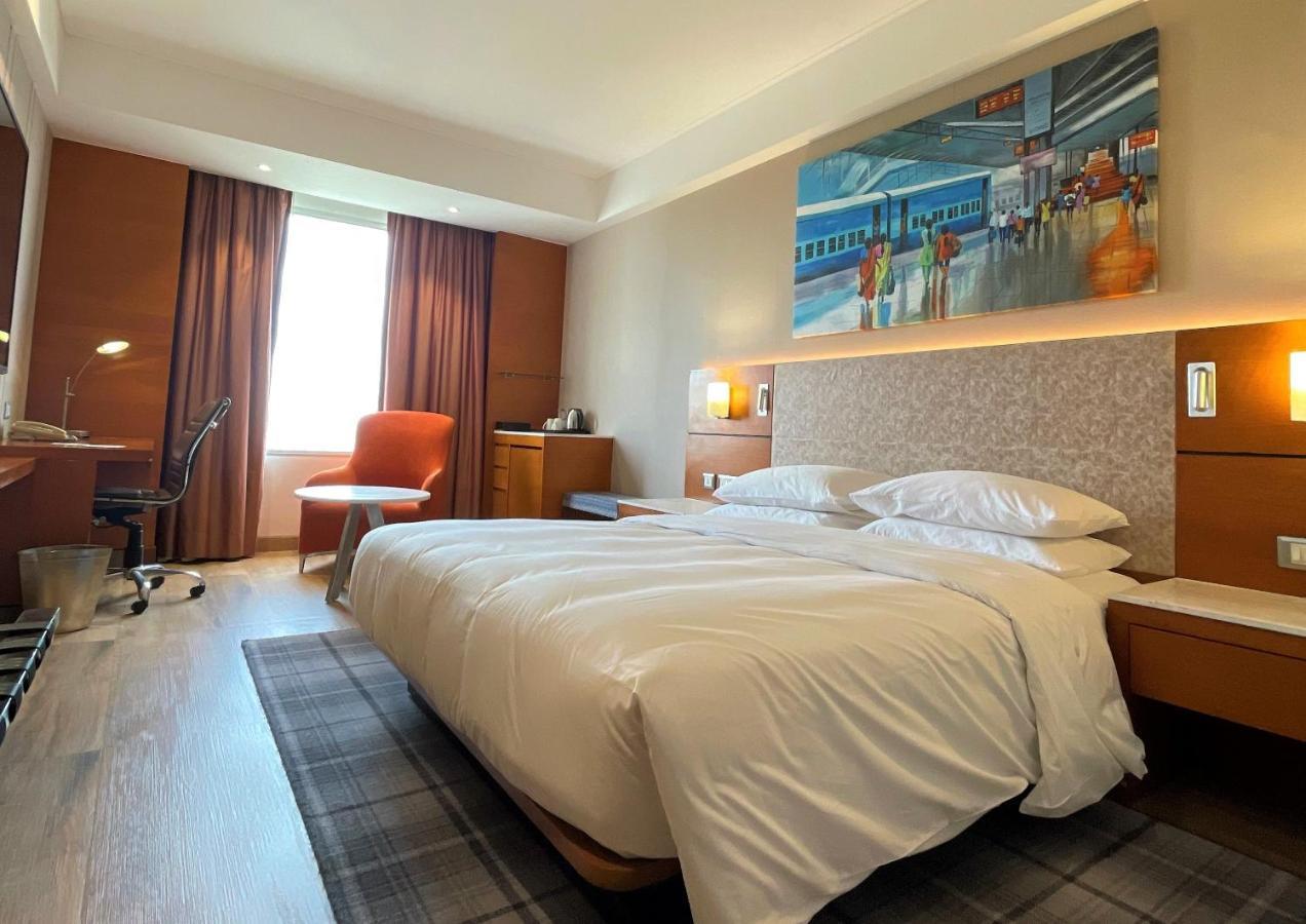 Hyatt Centric Janakpuri New Delhi Hotell Eksteriør bilde A room at the hotel