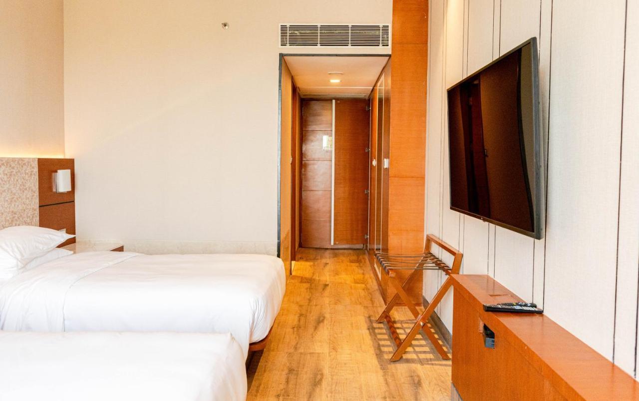 Hyatt Centric Janakpuri New Delhi Hotell Eksteriør bilde A room at the hotel