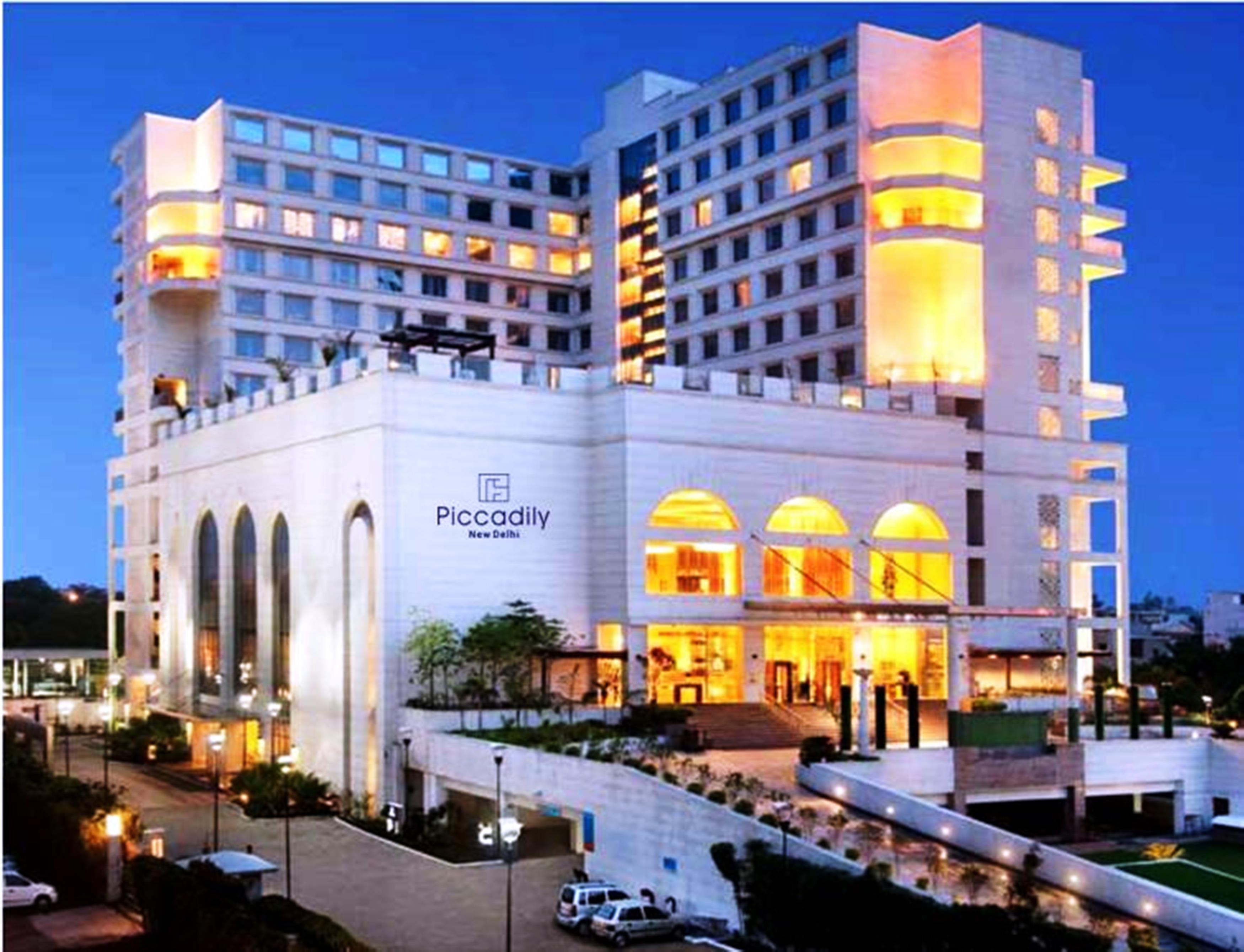 Hyatt Centric Janakpuri New Delhi Hotell Eksteriør bilde The Piccadilly Hotel