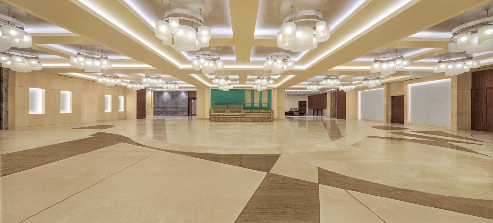 Hyatt Centric Janakpuri New Delhi Hotell Eksteriør bilde The interior of the new terminal