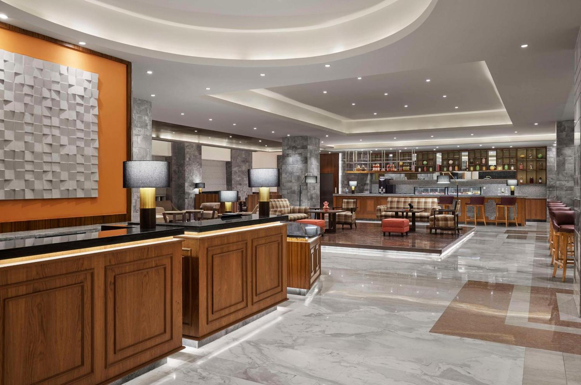 Hyatt Centric Janakpuri New Delhi Hotell Eksteriør bilde Lobby